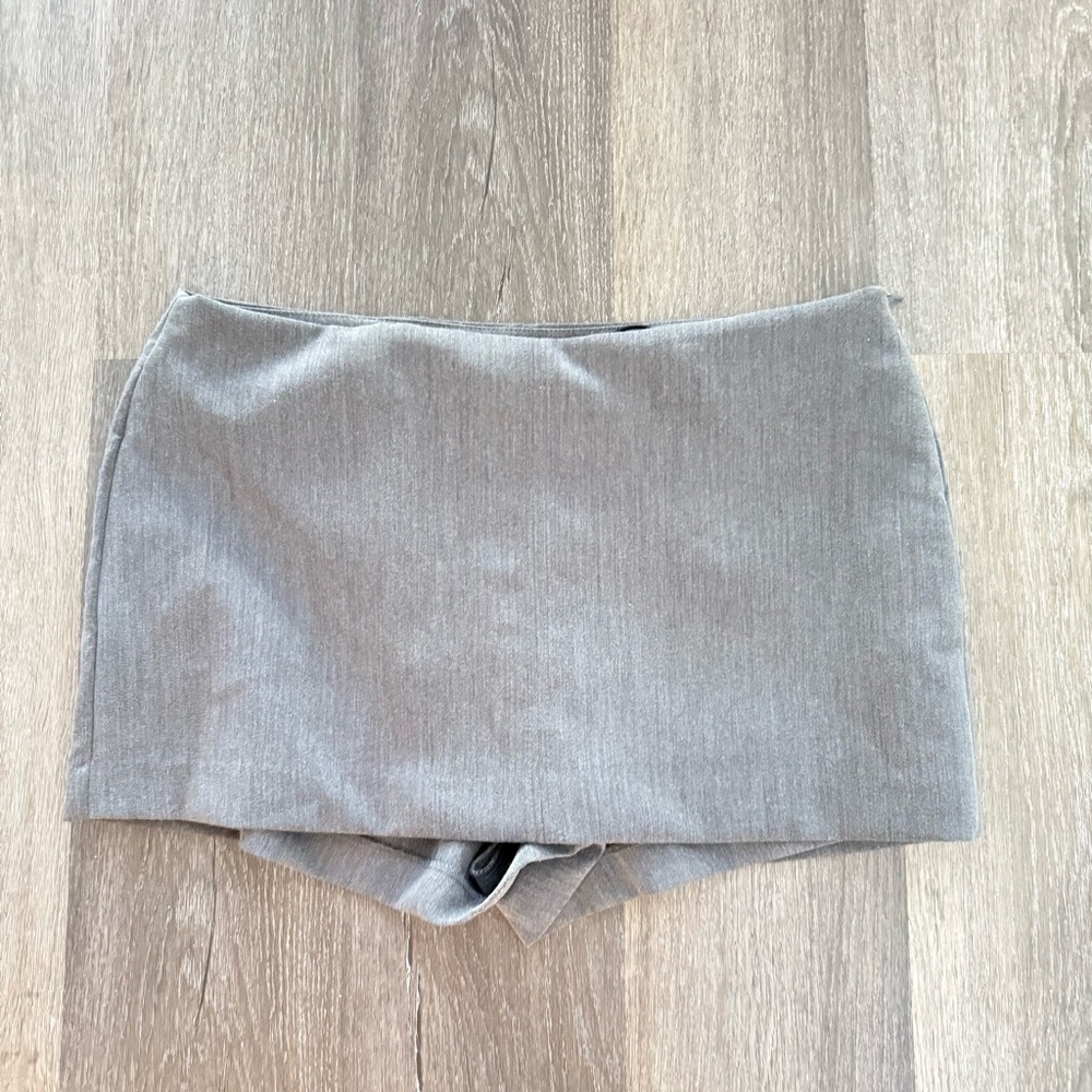 Bershka Heather Gray Mini Skort